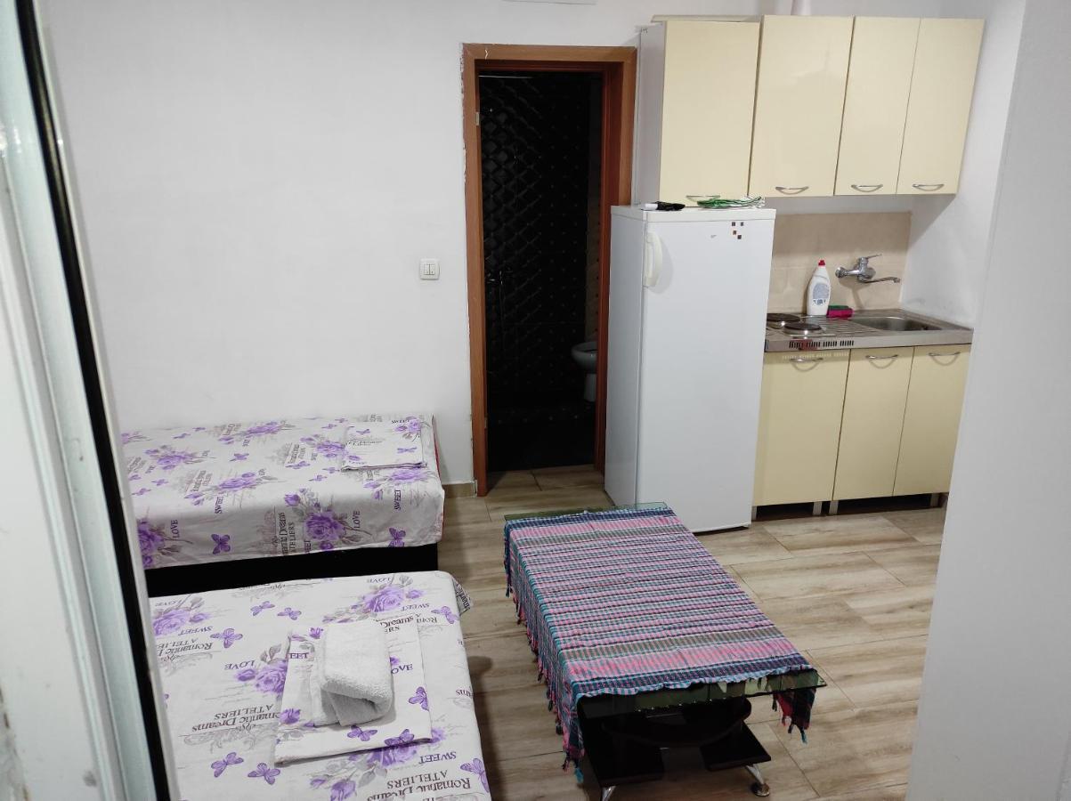 Apartment Perutovic Сутоморе Екстер'єр фото
