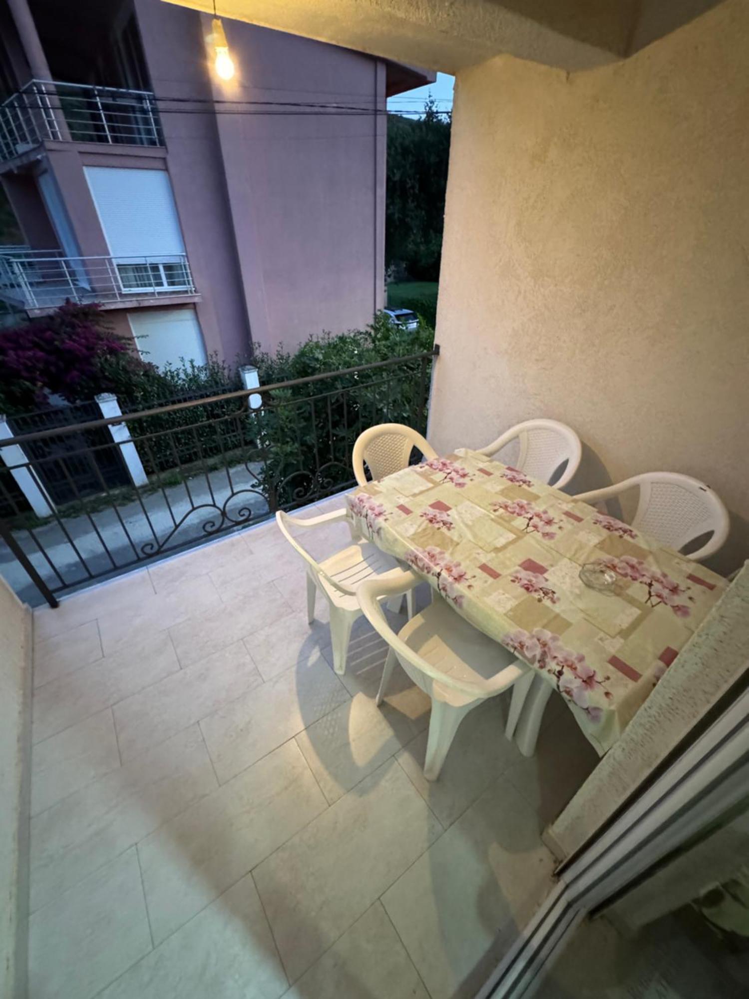 Apartment Perutovic Сутоморе Екстер'єр фото