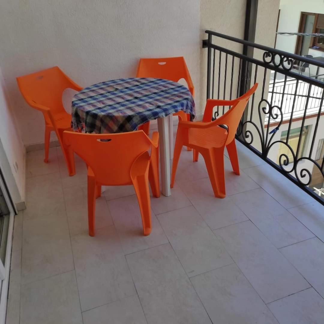 Apartment Perutovic Сутоморе Екстер'єр фото