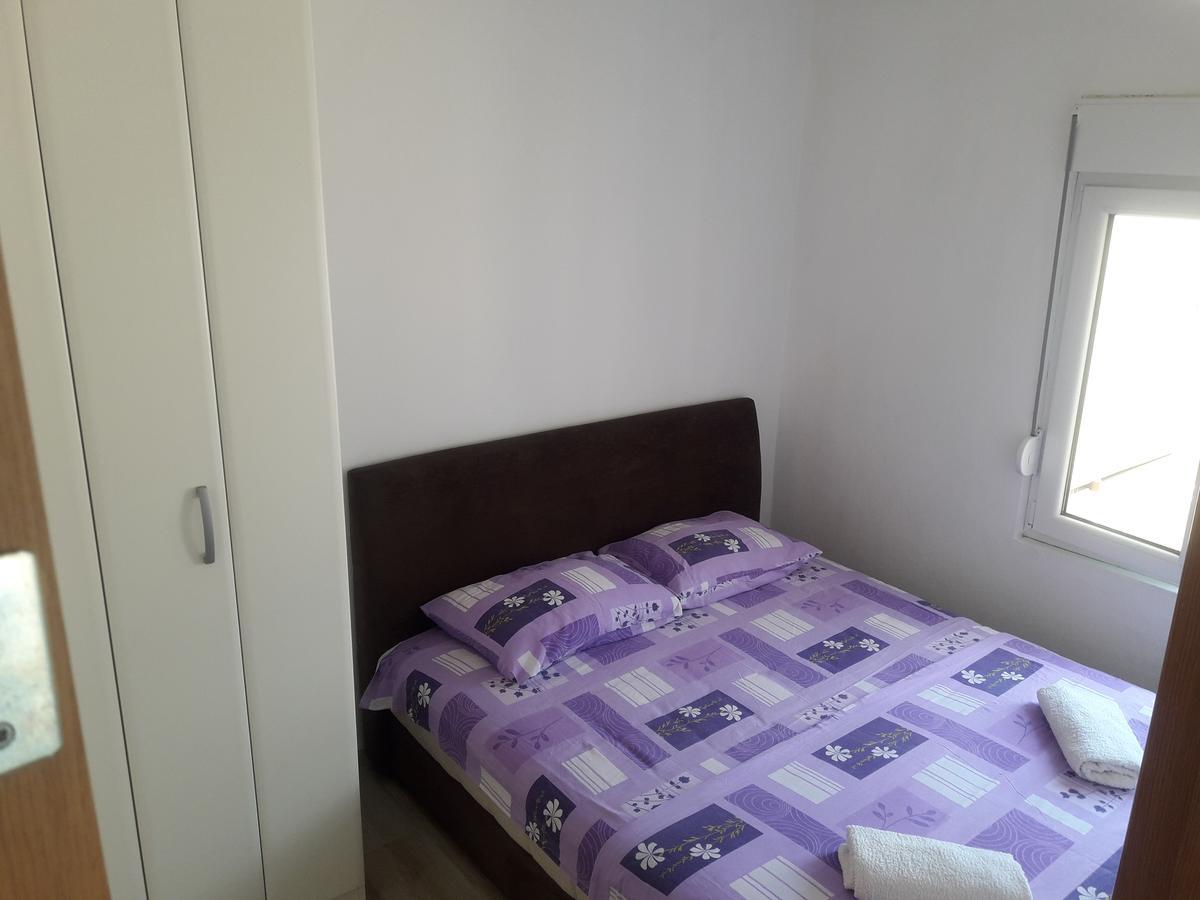 Apartment Perutovic Сутоморе Екстер'єр фото