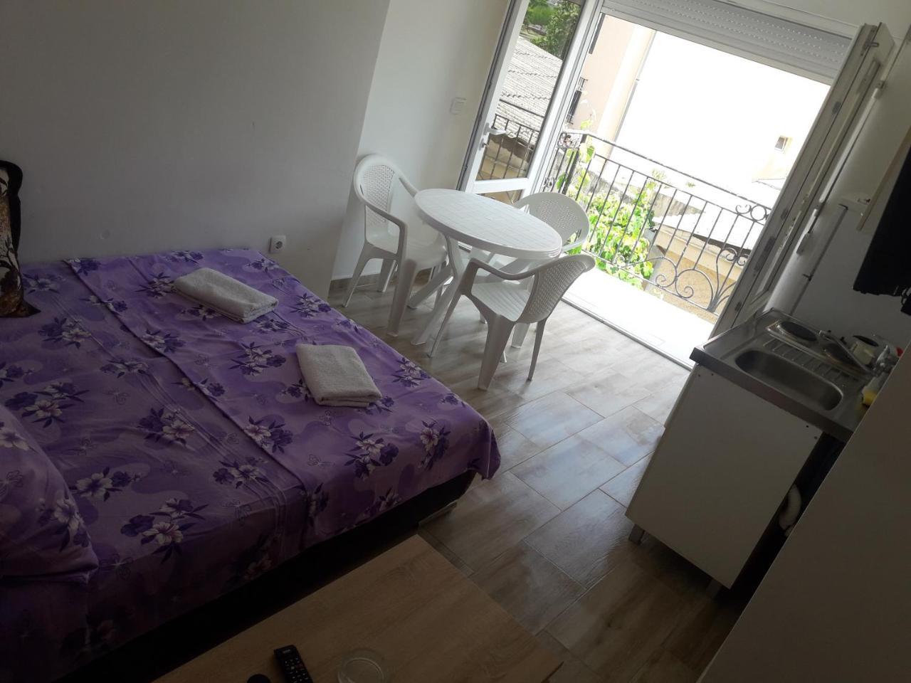 Apartment Perutovic Сутоморе Екстер'єр фото