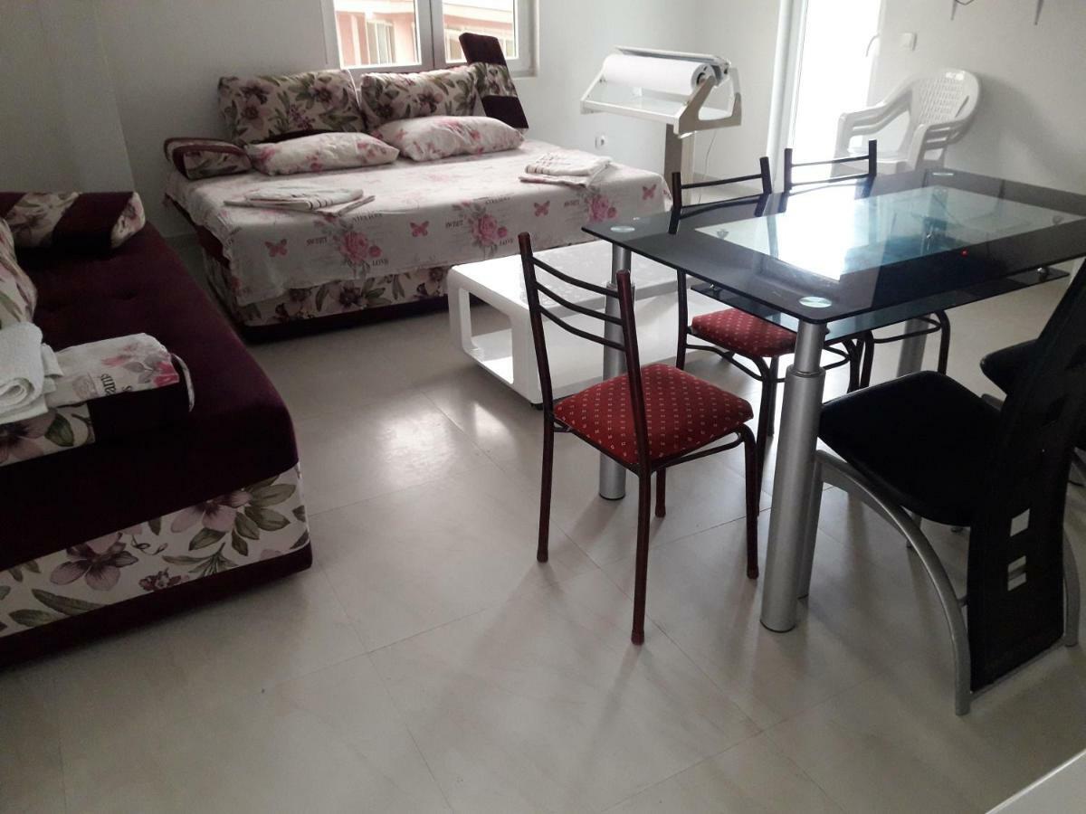 Apartment Perutovic Сутоморе Екстер'єр фото