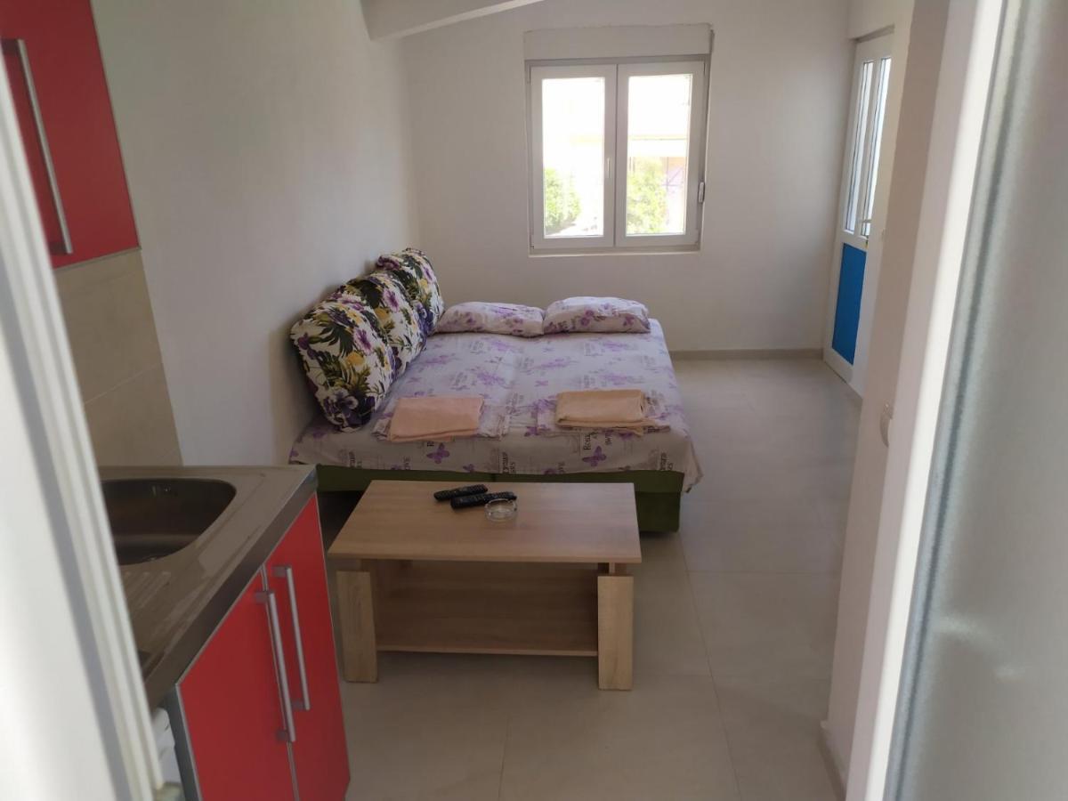 Apartment Perutovic Сутоморе Екстер'єр фото