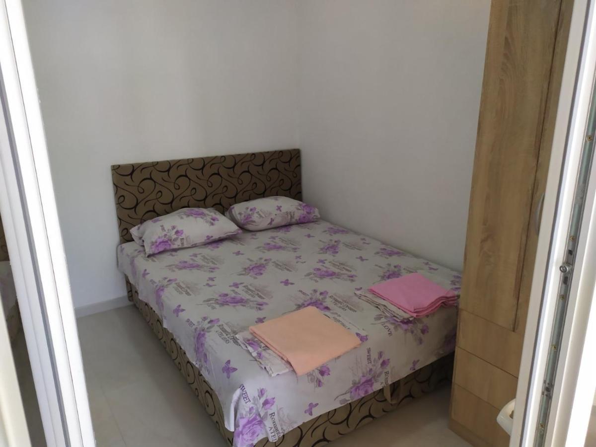 Apartment Perutovic Сутоморе Екстер'єр фото